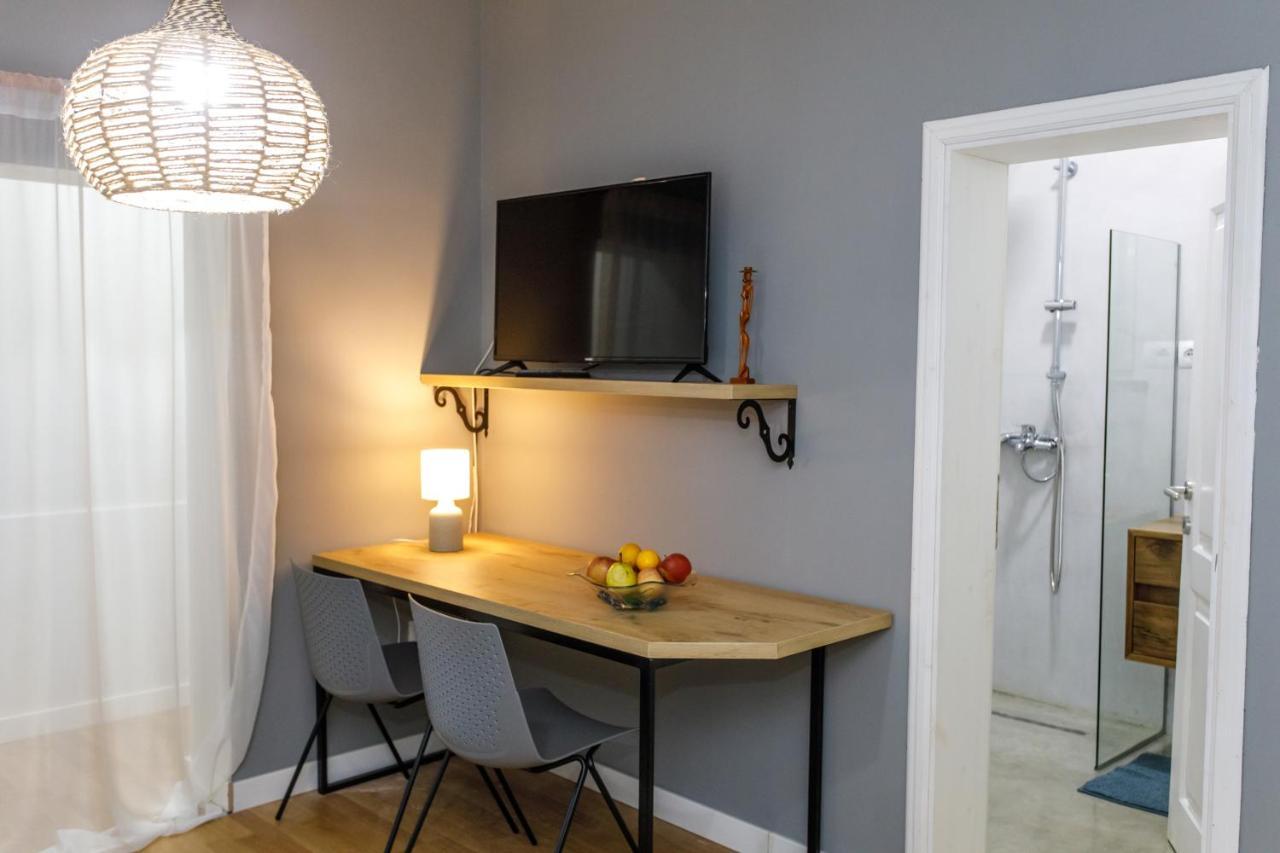 Studio Apartments Villa 24 تيرانا المظهر الخارجي الصورة